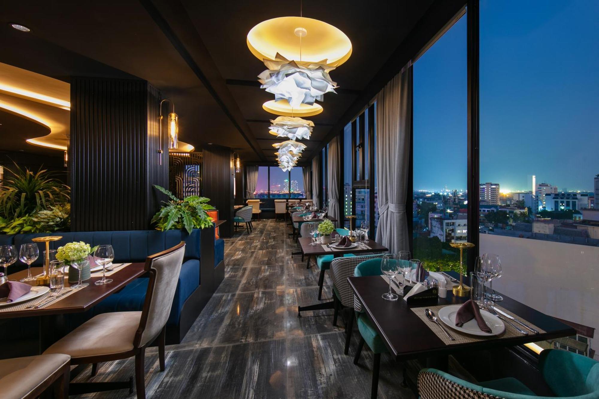 May De Ville Corner Hotel Hanoi Exterior photo